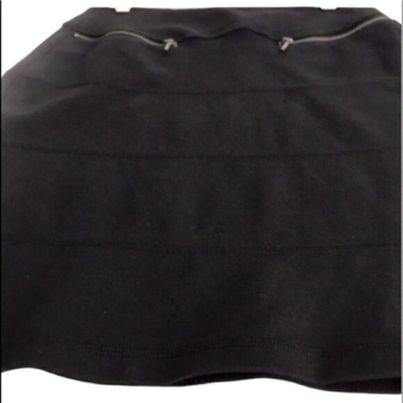 Athleta Strata skirt 2 zipper pockets Black size XS Style #861887 - Picture 4 of 7